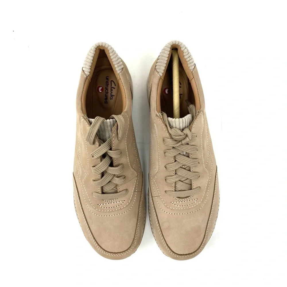CLARKS APPLEY TIE SAND NUBUCK Comfort Shoes WIDE